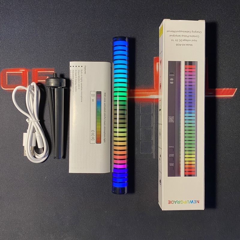 Đèn Led RGB nháy theo nhạc 16 TRIỆU MÀU, Có Thể Gắn Trong Xe Hơi, Để Bàn Máy Tính Laptop Có APP, Có PIN (loại tốt)