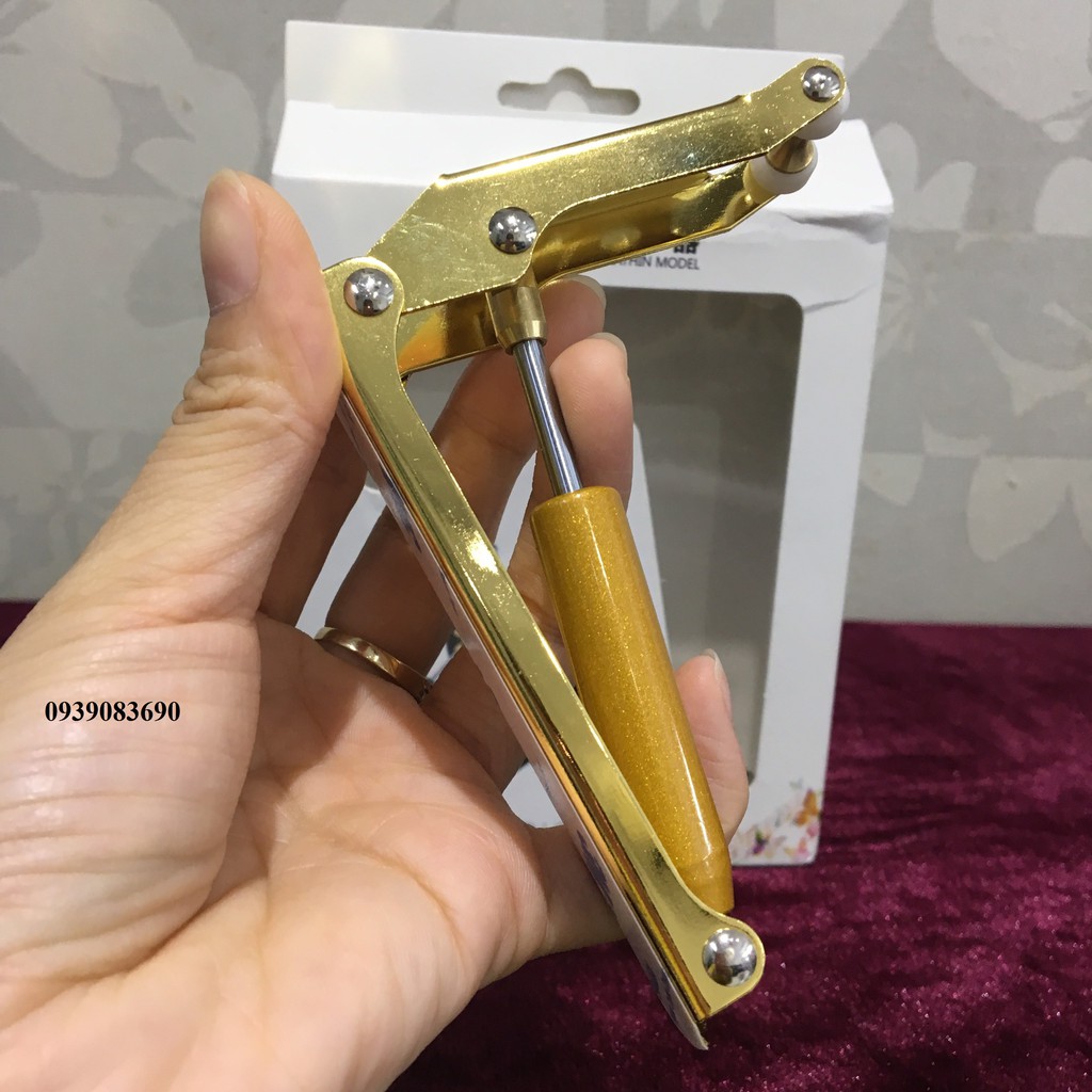 Dụng cụ chống sập nắp đàn piano