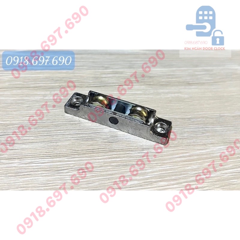 Bánh xe đôi cửa nhựa lõi thép UPVC