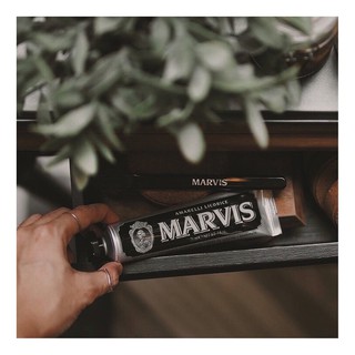 Kem Đánh Răng Marvis Amarelli Licorice Mint - 25ml & 85ml