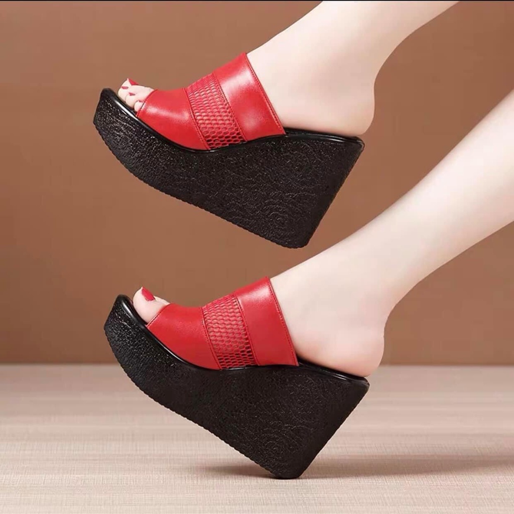 Dép xuồng phối lưới
