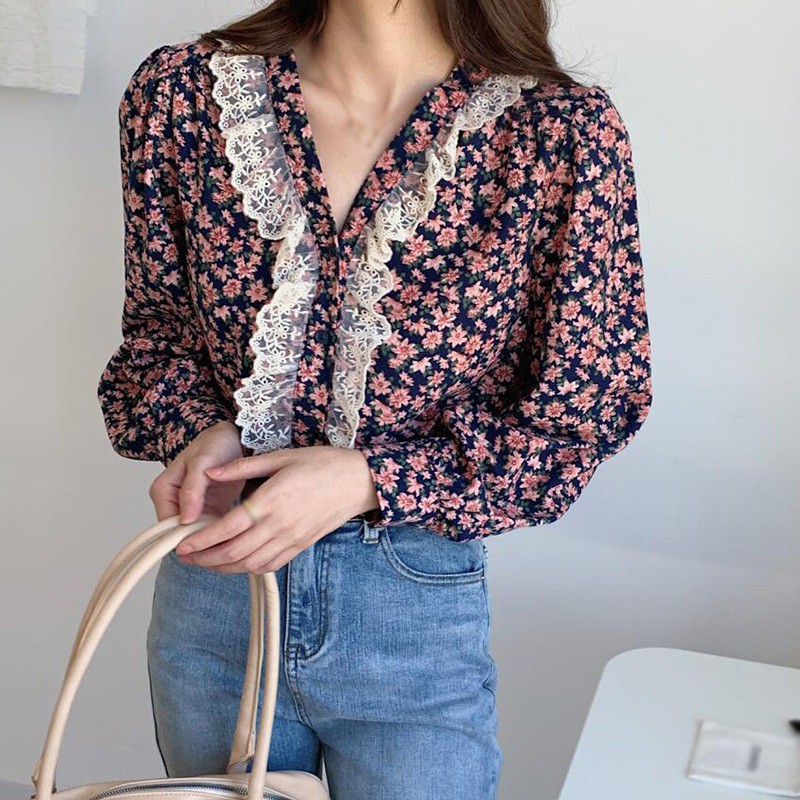 Áo Kiểu Tay Dài Phối Ren Hoa Thiết Kế Cổ Chữ V Nữ Tính