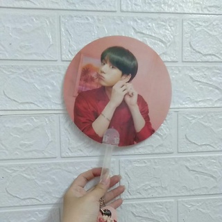quạt nhựa BTS(mua 1 tặng 1 quạt bất kỳ)