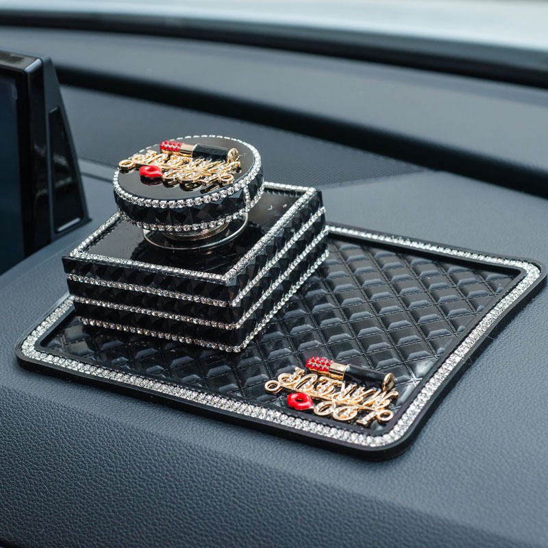 Nước Hoa Xe Hơi Đính Đá Cao Cấp - Nước Hoa Khử Mùi Trên Xe Hơi Sang Trọng