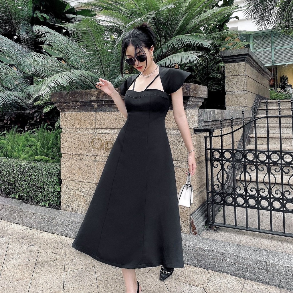Đầm midi đen thiết kế dáng xòe, hở lưng sang chảnh
