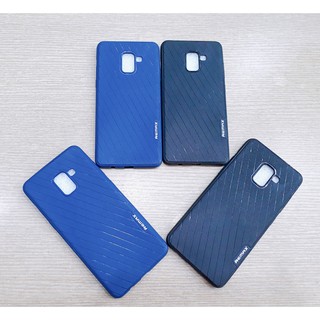 Ốp lưng Samsung galaxy A8 Plus dẻo Remax kẻ sọc