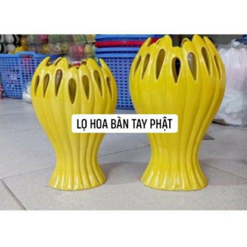 Lọ hoa ban tay phật