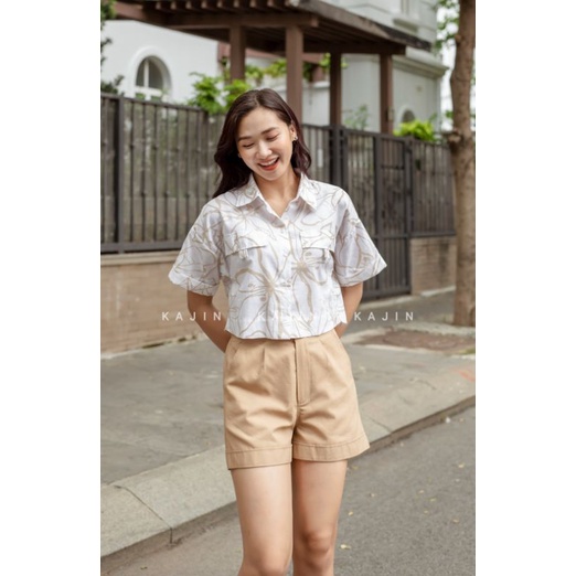 Áo sơ mi croptop họa tiết