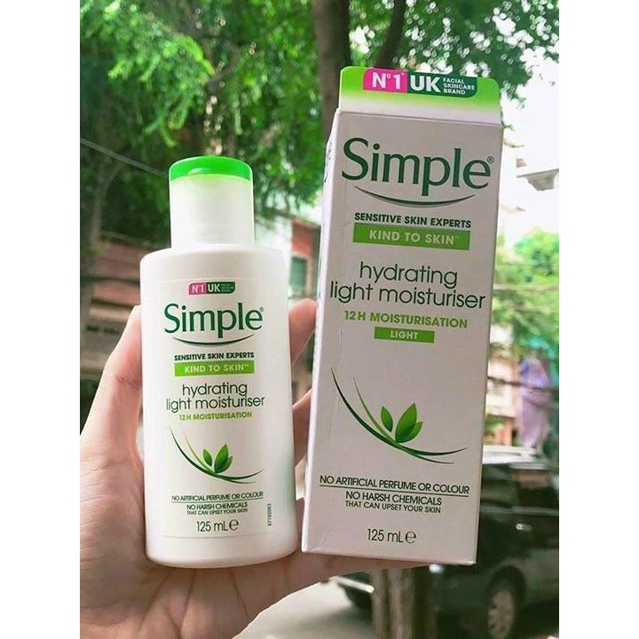 Kem dưỡng ẩm cho da NHẠY CẢM SIMPLE KIND TO SKIN - Giúp làm sáng da từ bên trong và nuôi dưỡng da