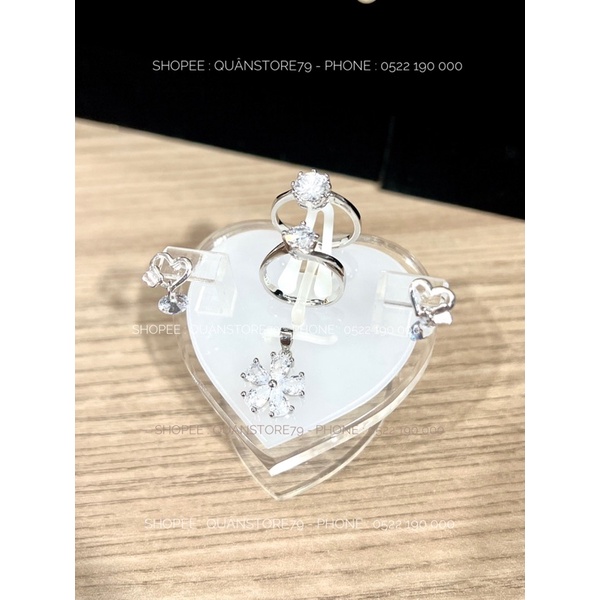 Kệ mica trưng trang sức