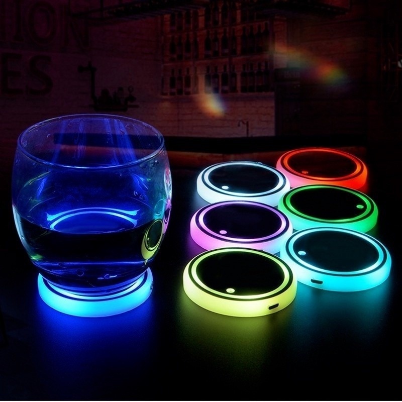 Vỏ Bọc Đế Cốc Nước Có Đèn Led RGB Cổng Sạc USB Trang Trí Xe Hơi