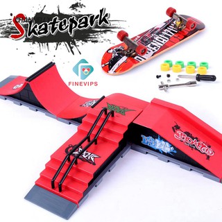 Bộ ván trượt ngón tay và dốc trượt mini