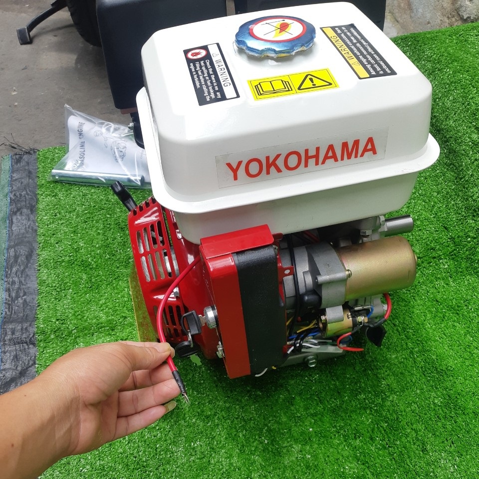 Máy nổ chạy xăng 15hp có đề Yokohama