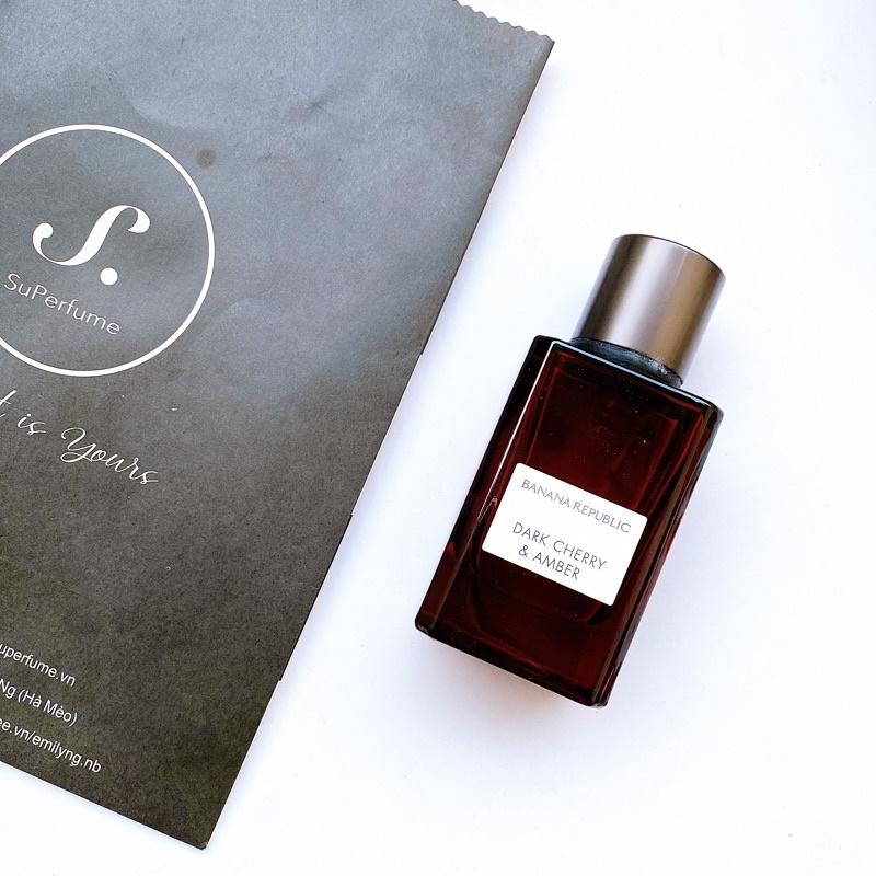 Nước hoa Banana Republic Dark Cherry & Amber EDP