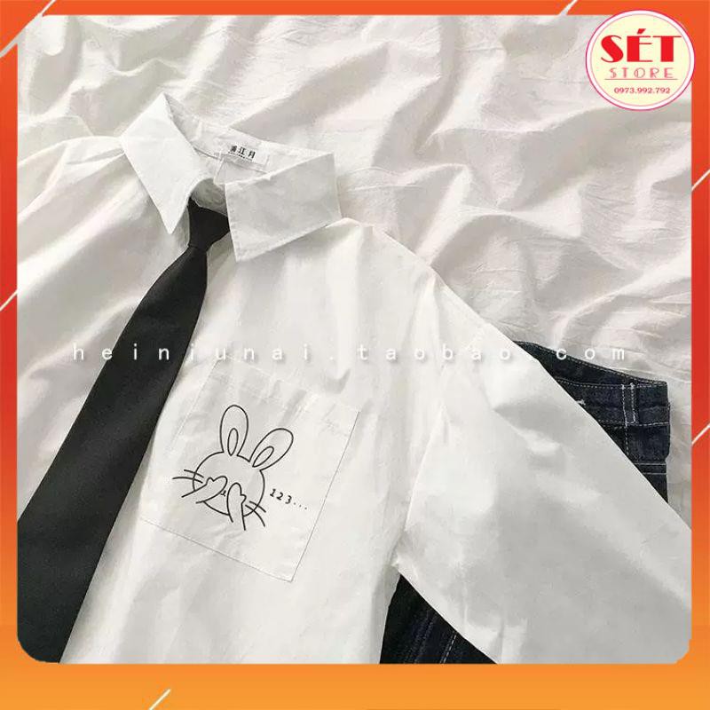 Áo sơ mi trắng Nam nữ dài tay Hàn Quốc in Thỏ -SM126 | BigBuy360 - bigbuy360.vn