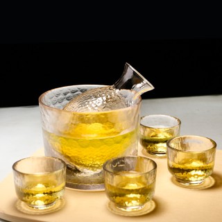 Bộ bình thủy tinh đựng rượu vang phong cách Nhật Bản