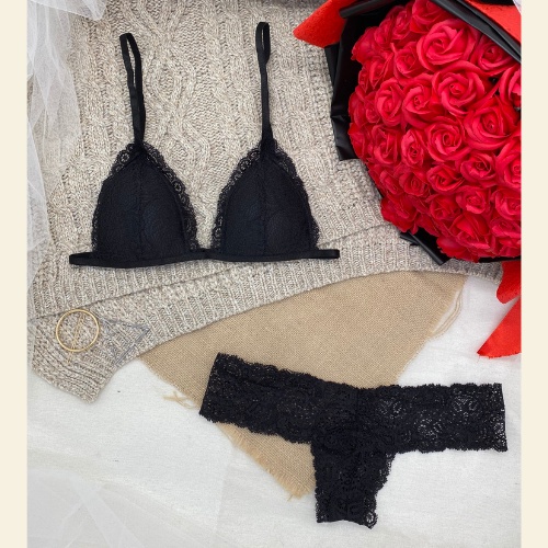 Bộ đồ lót ren nữ đen huyền bí có mút mỏng sexy hàng thiết kế cao cấp BRAHY 110