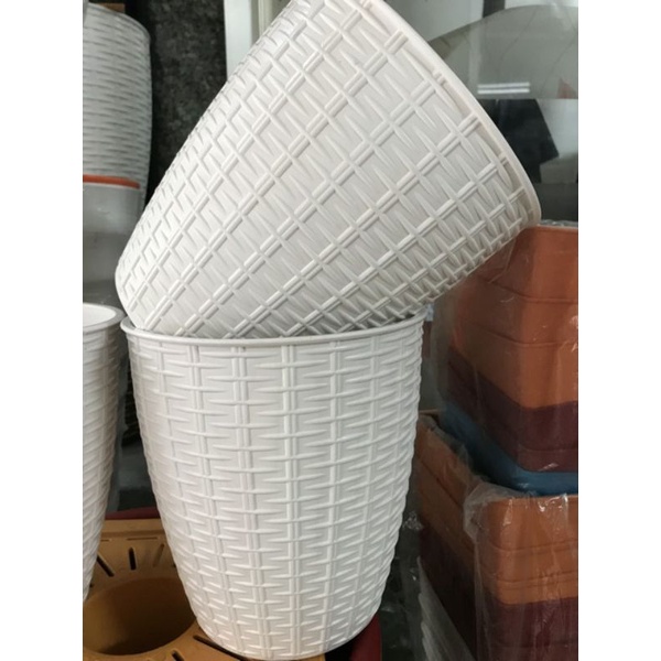 combo 16 cái chậu kiểu đan mây đường kính 17cm