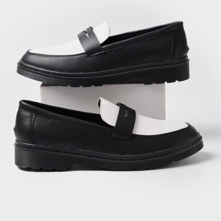 Giày Penny Loafer Black White da nguyên tấm, Giày Sơn Tùng Đế Phíp Siêu Sang