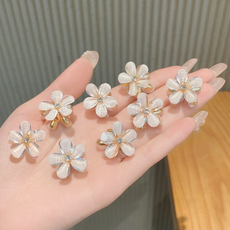 Kẹp Tóc Mini Hình Hoa Cúc Đính Đá Pha Lê Nhân Tạo Phong Cách Hàn Quốc Đơn Giản