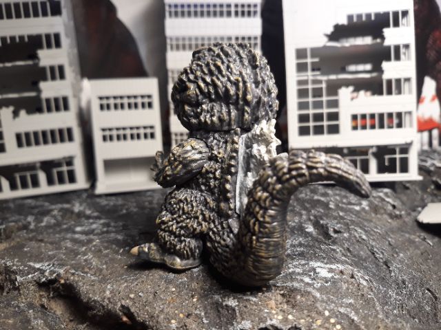 Mô hình đồ chơi khủng long Godzilla baby siêu kute 10cm.