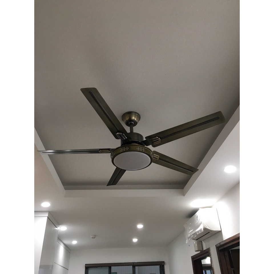 Quạt trần đèn có điều khiển từ xa 6 tốc độ mát,đảo ngược chiều hút ẩm đường kính 1,32m,3 chế độ ánh sáng