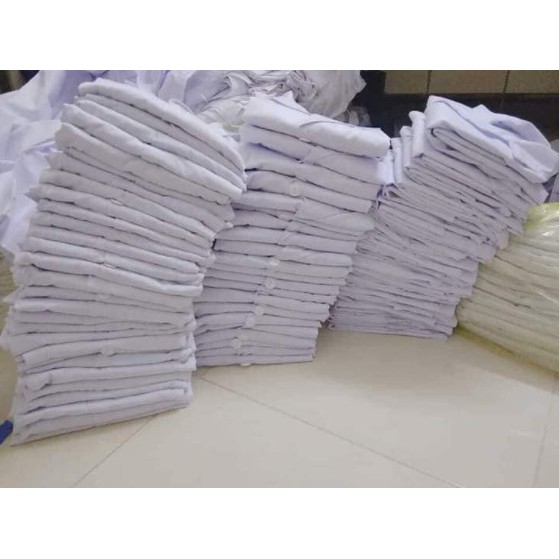 Áo Blue Trắng Ngắn Ngang Đùi Dùng Trong Y Tế, Spa, Thẩm Mỹ Viện