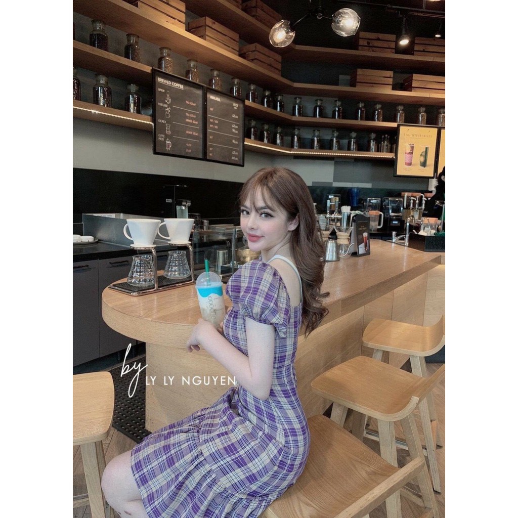 VÁY KẺ TÍM TRỄ VAI ĐUÔI CÁ CHO NỮ - ĐẦM MAXI CARO CỔ VUÔNG MÀU TÍM ULLZANG | BigBuy360 - bigbuy360.vn