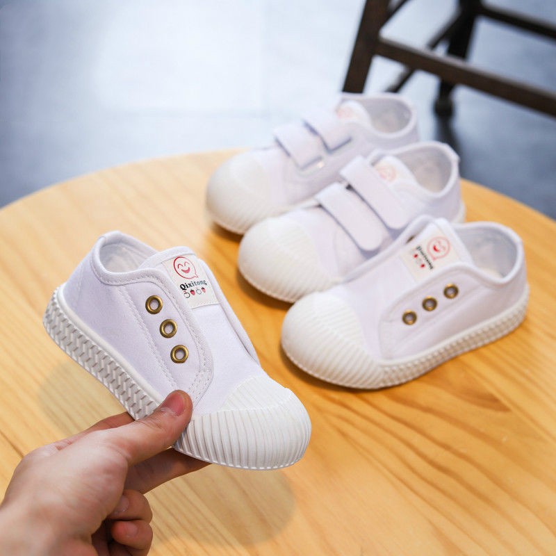 Giày thể thao bằng vải bạt thời trang Hàn Quốc năng động cho bé