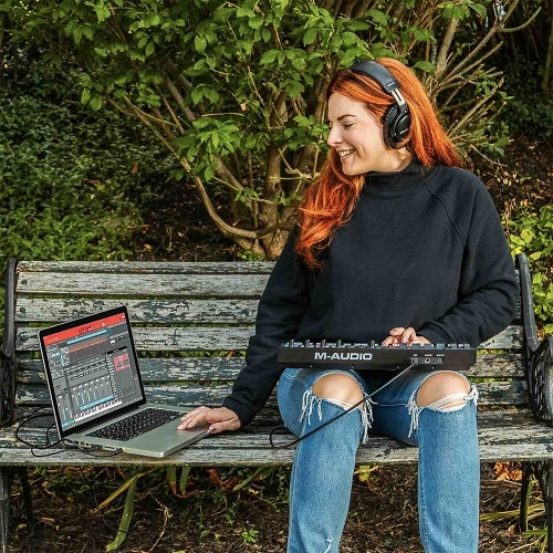 M-Audio OXYGEN PRO MINI - Midi controller 32 phím dòng PRO - Hãng Mỹ