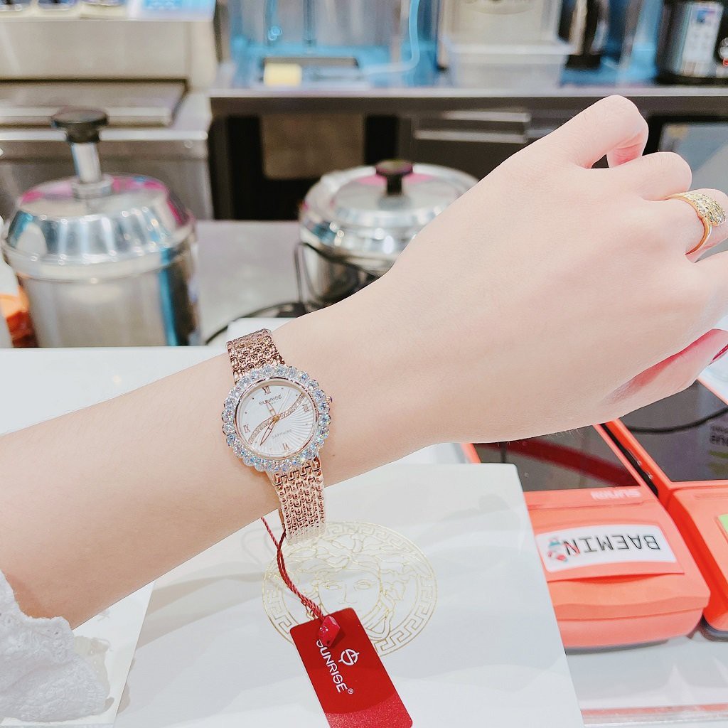 Đồng Hồ Nữ Sunrise Đính Đá Dây Đồng Mặt Trắng 30mm