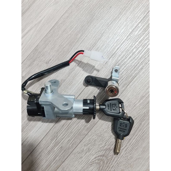 Ổ Khóa 8 Cạnh Exciter 2006 2010