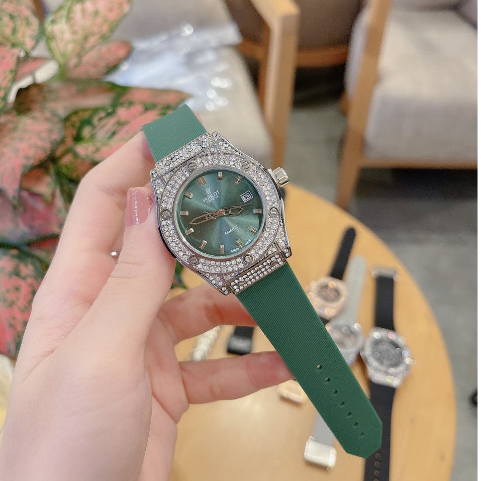 (Hublot hương vani) Đồng hồ nữ Hublot, dây silicon, hàng full box (601), thẻ bảo hành 12 tháng | BigBuy360 - bigbuy360.vn