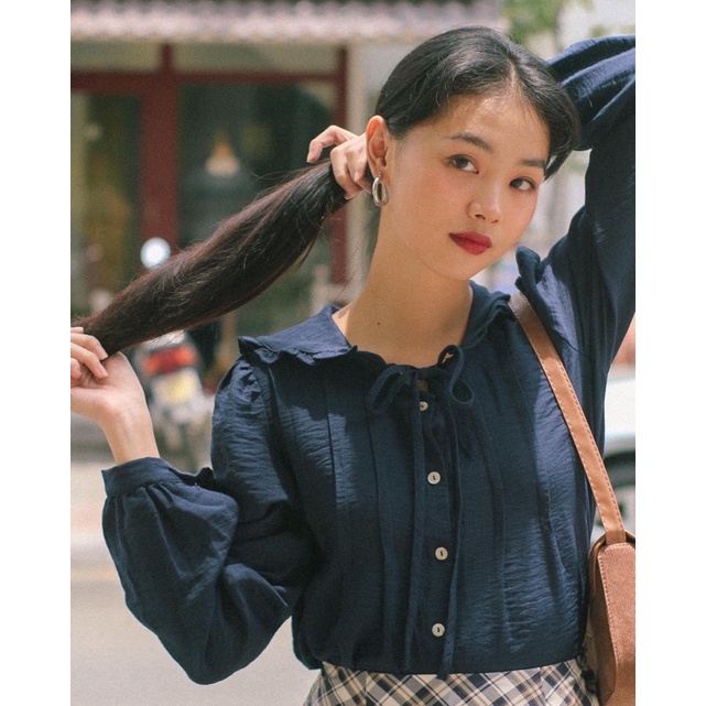 ariustees - Áo Louis Blouse