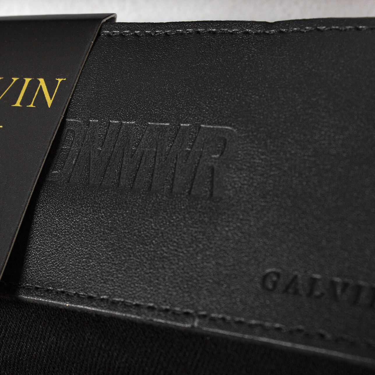 Quần Jeans nam đen trơn Galvin basic chất co giãn form slimfit QJGV32 - Leo Vatino | BigBuy360 - bigbuy360.vn