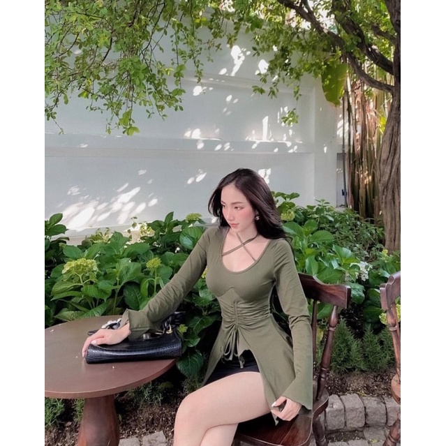 Áo cột nơ eo tay dài yoona