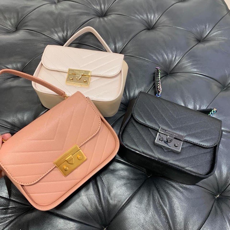 Túi charles and keith auth