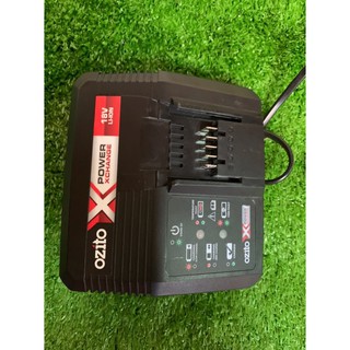 Sạc ozito 18v