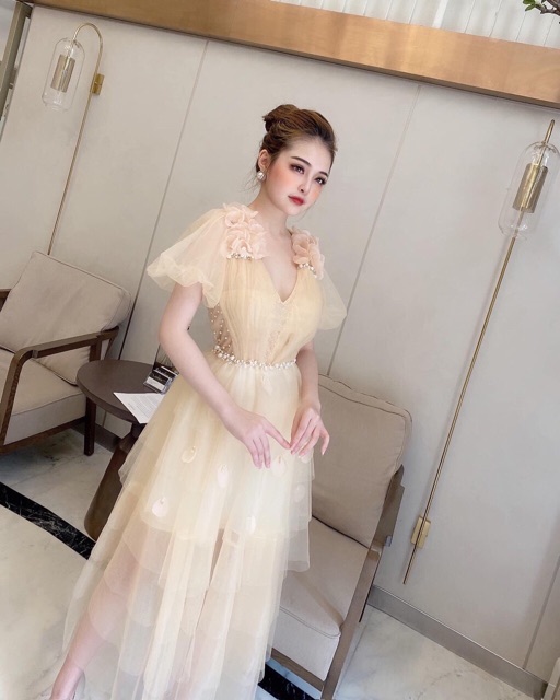 Đầm tầng đính hoa 3D ( ẢNH VÀ VIDEO THẬT 1000)