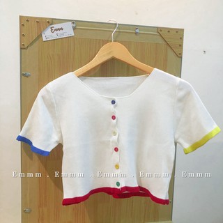 Áo croptop len mỏng nút màu Freesize
