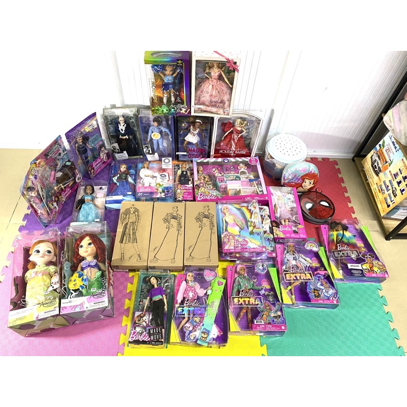 Búp bê Barbie holiday 2019