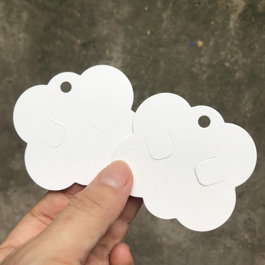 100 bìa cài kẹp tóc, cài áo... - Tem giấy cứng kẹp tóc nhiều mẫu size 6x6cm