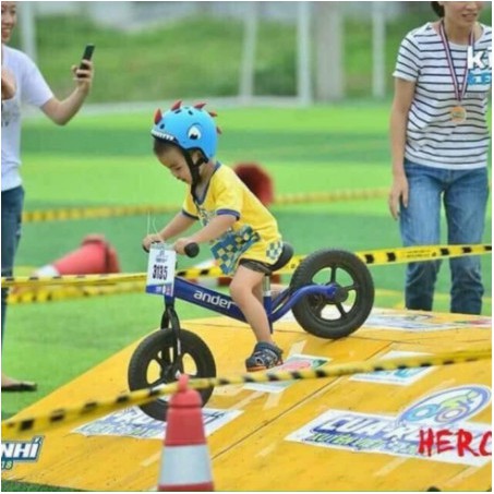 Mũ bảo hiểm khủng long trẻ em cho bé từ 1 tuổi đủ màu, Chính hãng phân phối-giúp bé tự tin hơn khi di chuyển