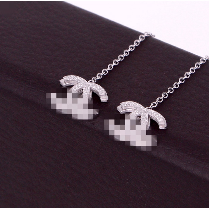 Bông Tai Titan Ko Han Rỉ Chuỗi Dài TT 4008