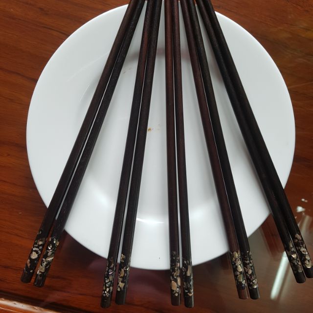 Đũa gỗ trắc khảm trai (10 đôi)