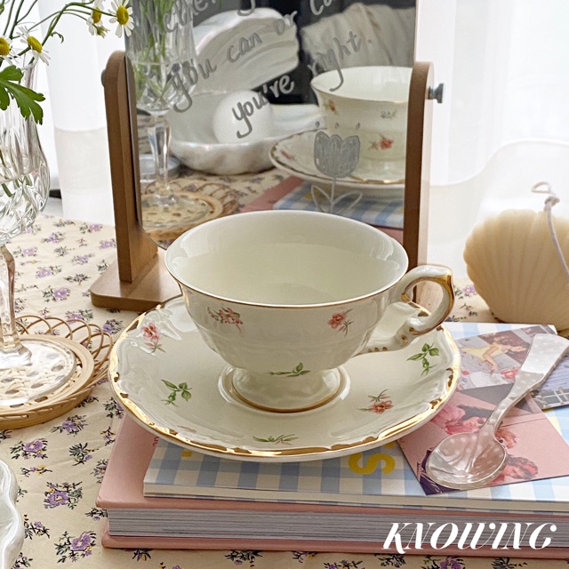 Set đĩa tách trà hoa nhẹ nhàng viền vàng kim siêu xinh