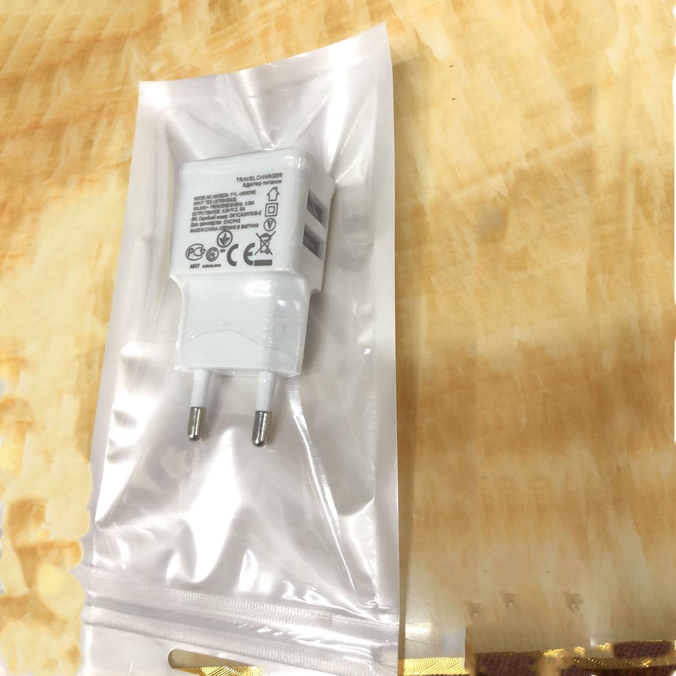 Củ Sạc Có Cổng Usb