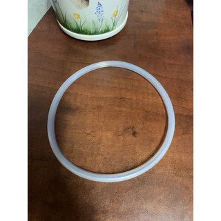 Ron nồi áp suất gas Supor - 18cm