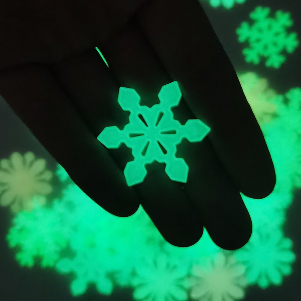 Set 50 Miếng Dán Tường Hình Bông Tuyết Dạ Quang 3d Tiện Dụng