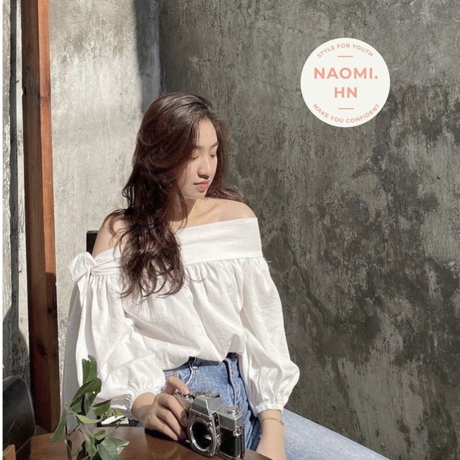 Áo trễ vai sang chảnh cho nàng dịu dàng phối buộc nơ vai. Áo kiểu nữ trễ vai chất đũi mát 3 màu HOTHIT.